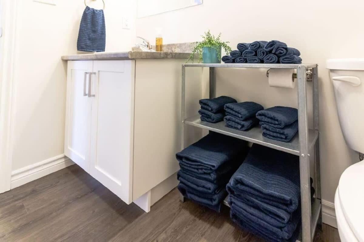 Newly Renovated Modern Condo Near Hospital, Unb Patio & Parking Coffee Saint John Εξωτερικό φωτογραφία