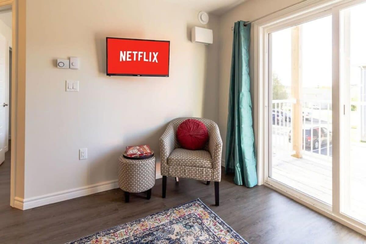 Newly Renovated Modern Condo Near Hospital, Unb Patio & Parking Coffee Saint John Εξωτερικό φωτογραφία